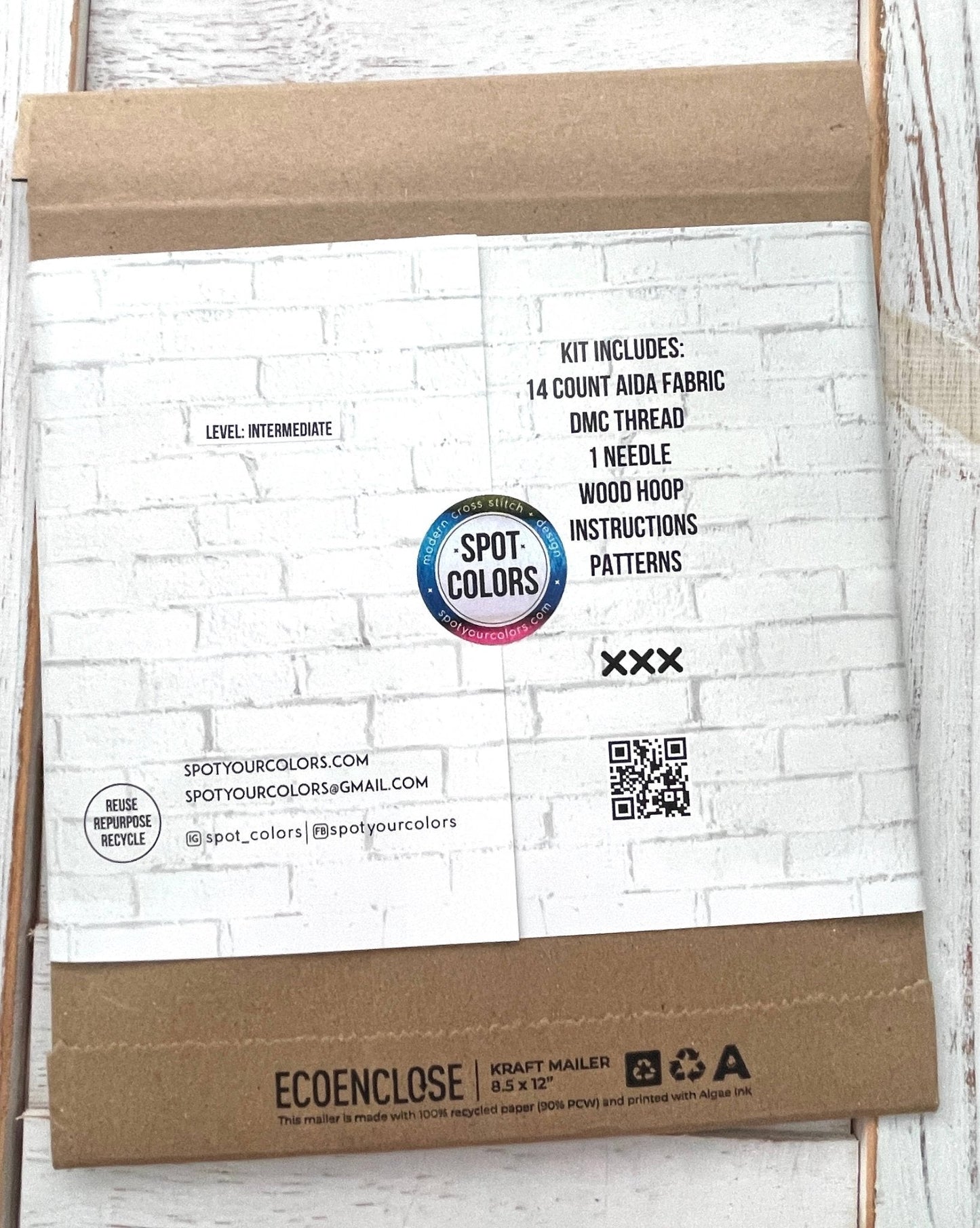 Badass Cross Stitch Kit – Sparkly Gold Thread with Floral Design (6”)