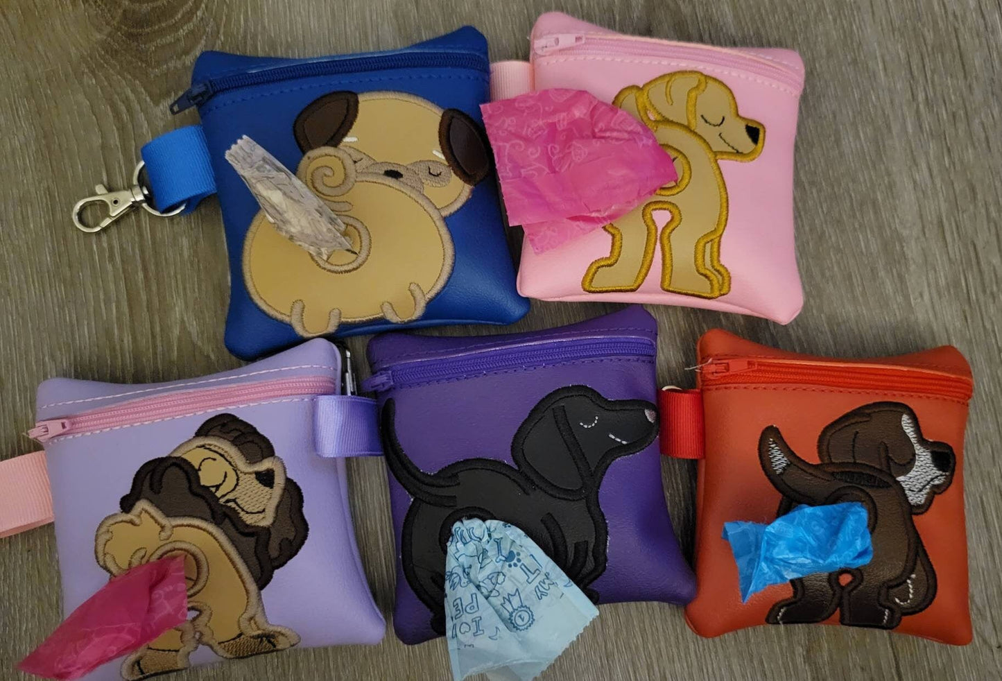 Bassett Hound Poop Bag Pouch - gift for dog lover - Gift for Dog Walker - veterinarian - dog breed - dog groomer - Hound Dog Butt