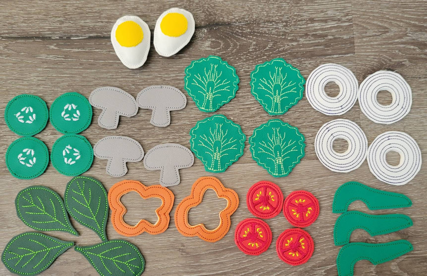 Felt Food Salad - Marine Vinyl Play Food -  pretend play - build your own salad - play kitchen - realistic toy Food - gift for teachers